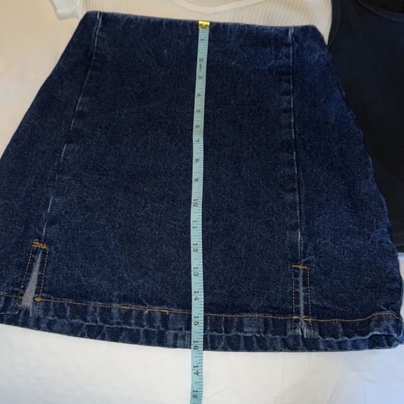 Brandy Melville/ John Galt set of clothing - Picture 9 of 12